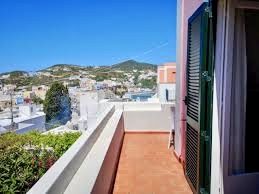 Terrazzo con vista borgo